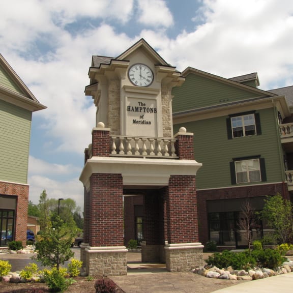 The Hamptons Apartments near MSU East Lansing Apartments
